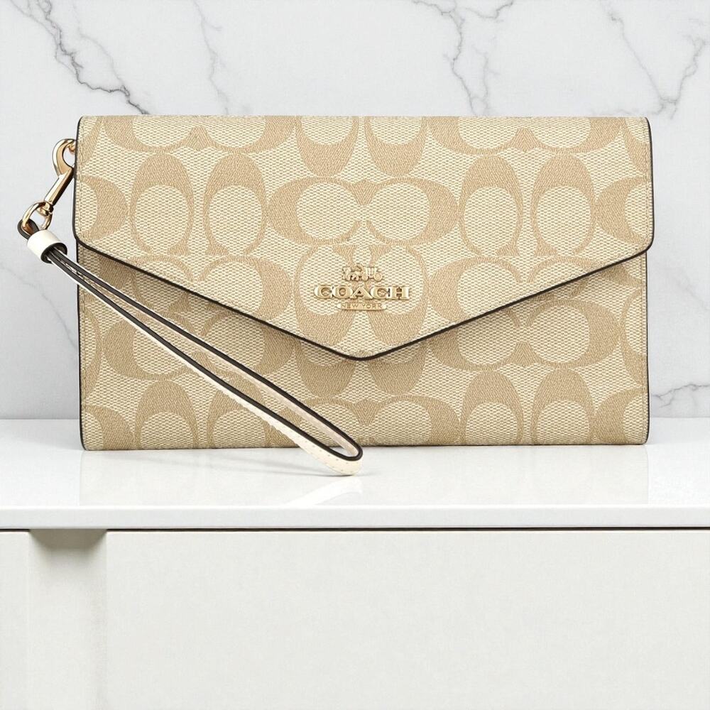 Coach Travel Envelope Wallet In Signature Canvas Khaki White C1962